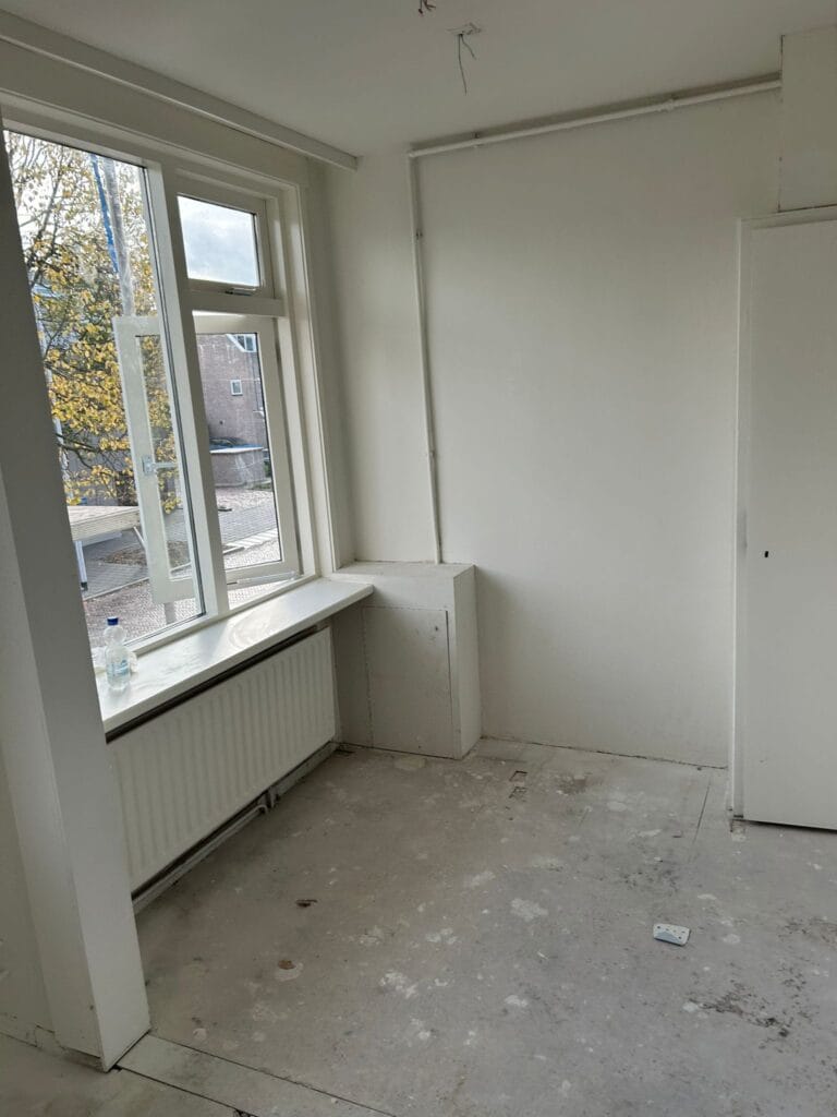Hoe voorkomt u strepen in muurverf